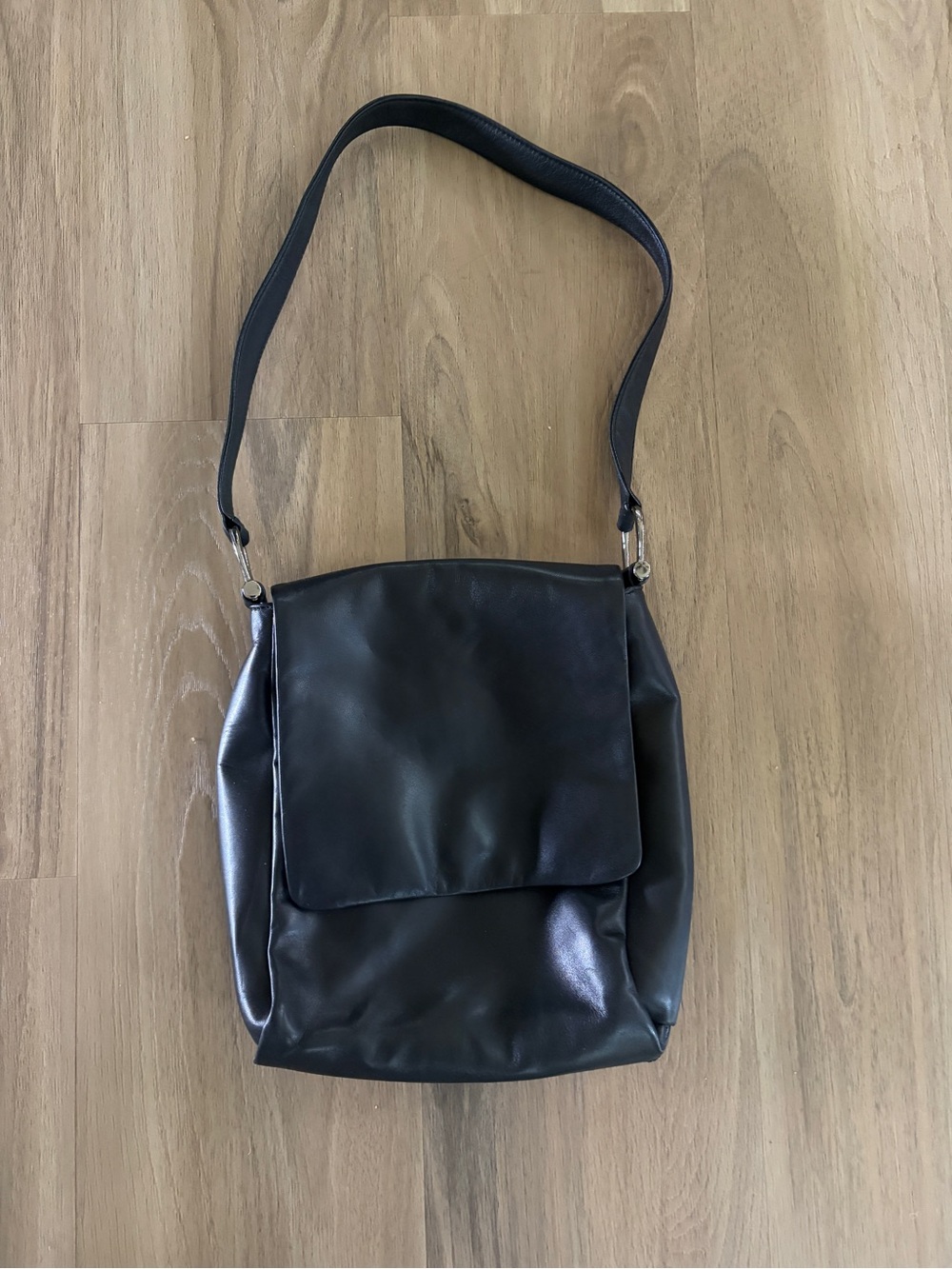Vintage DKNY Black Leather Shoulder Bag with Flap Front